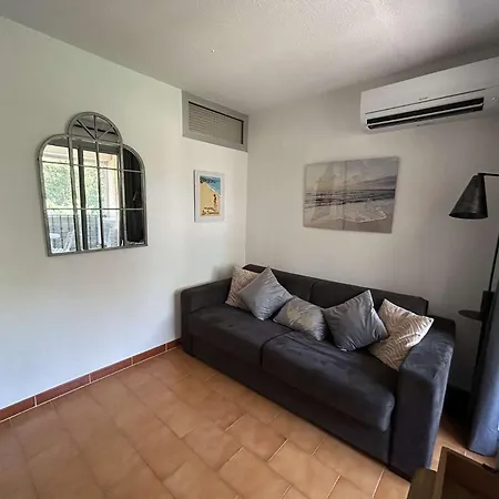 Апартаменты Sa050-2207 Appt 4 Couchages